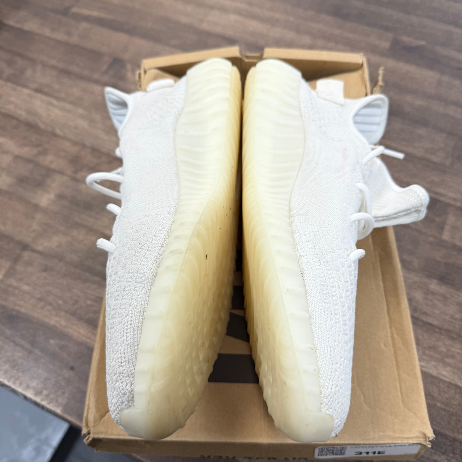 Bone Yeezy 350 (USED)