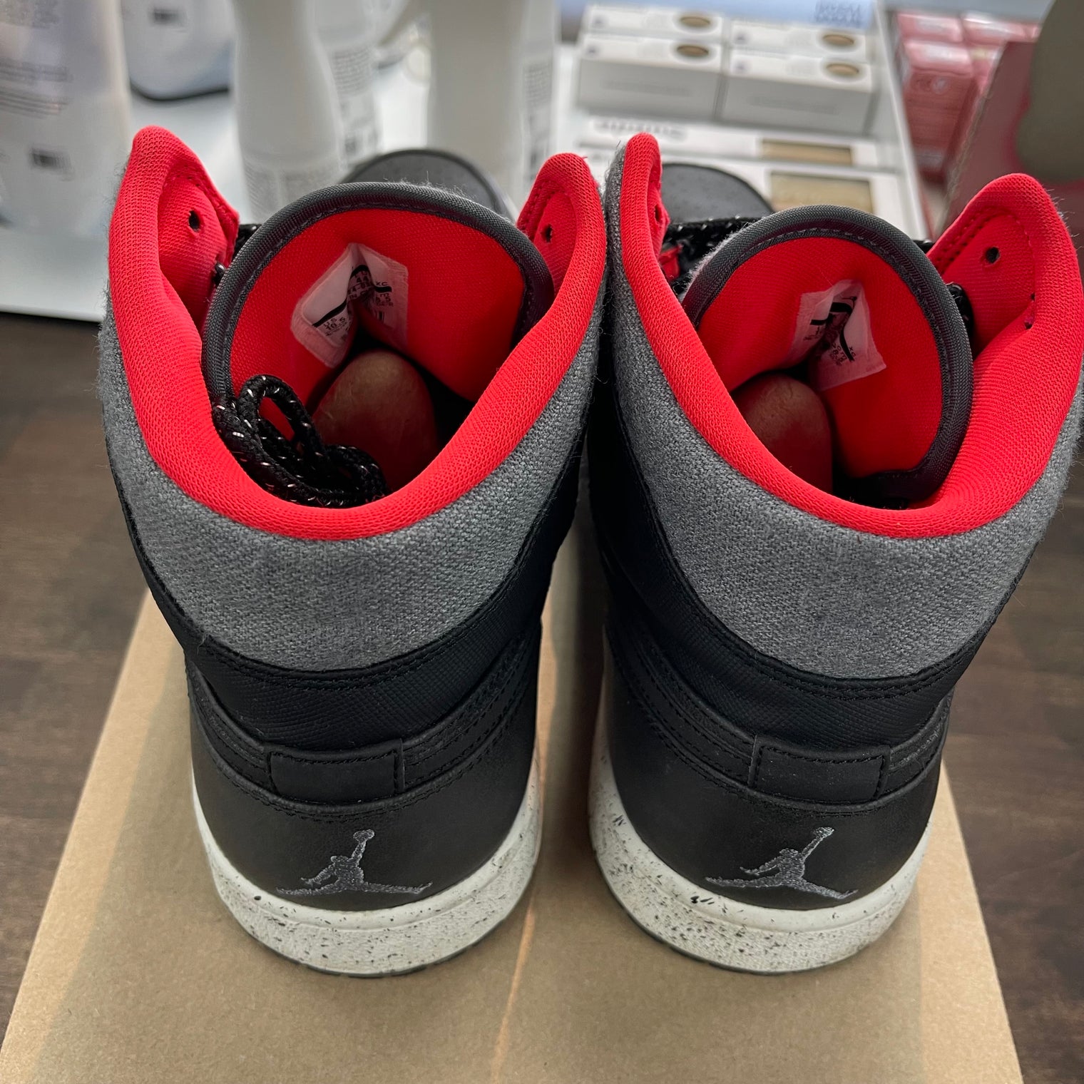 Holiday Jordan 1 Mid (2015) (USED, No Box)