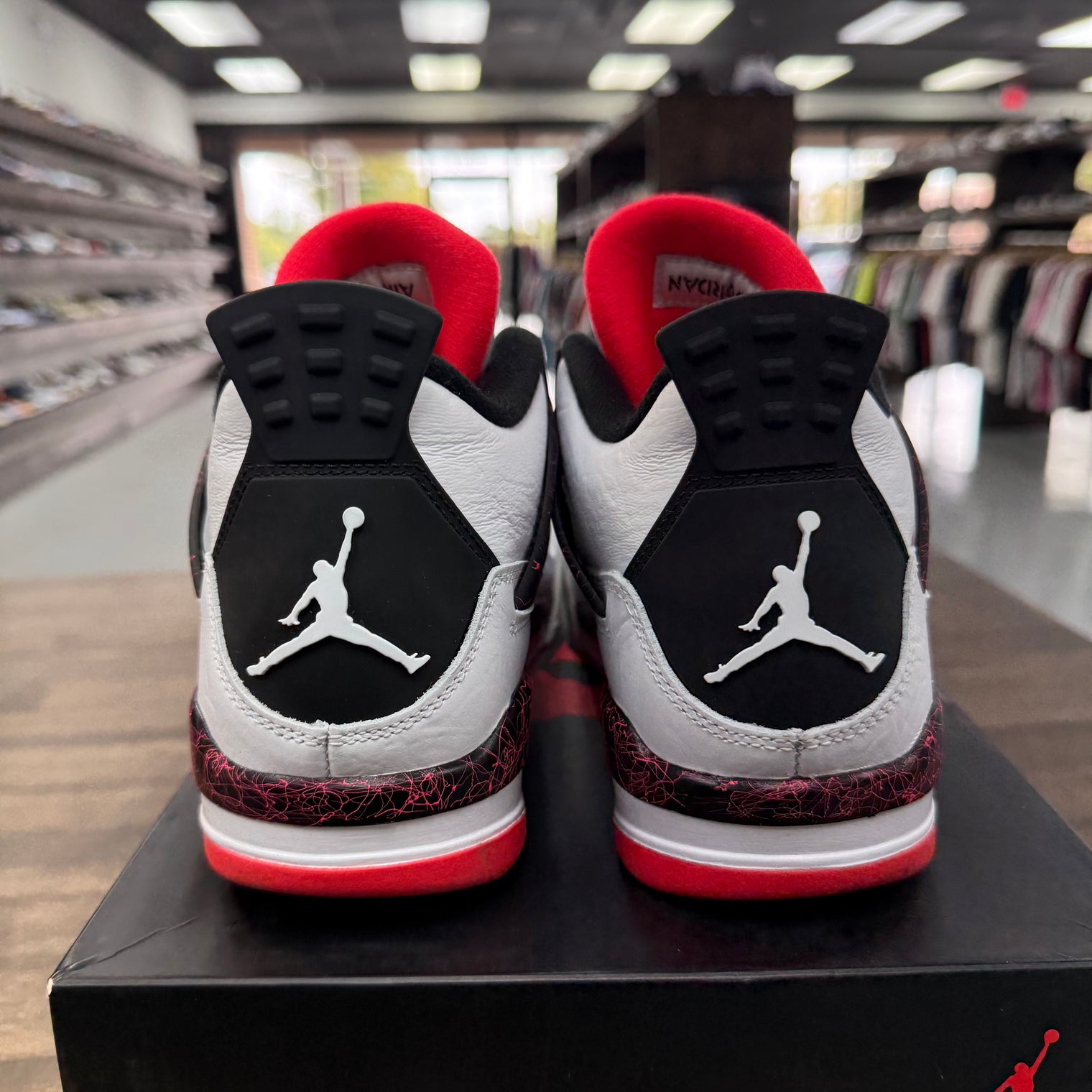 Flight Nostalgia Jordan 4 Retro (USED)