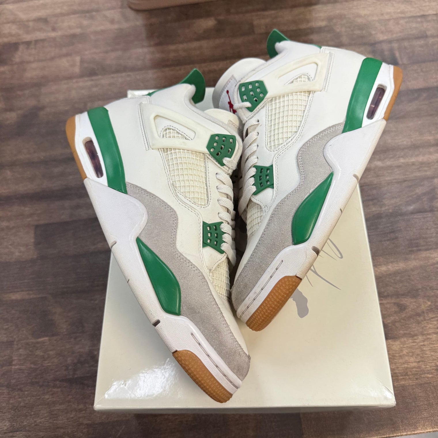 Pine Green SB Jordan 4 Retro (Used)
