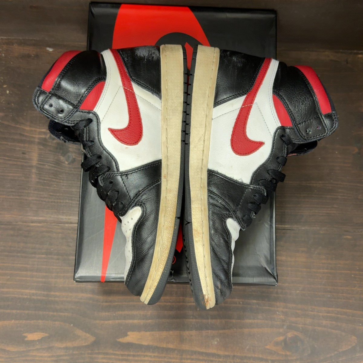 Jordan 1 Retro High Black Gym Red - Image 4