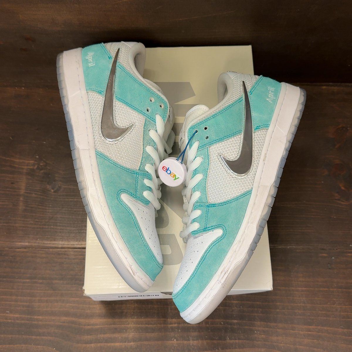 Nike SB Dunk Low April Skateboards Size 12 (Pre-Owned) - back