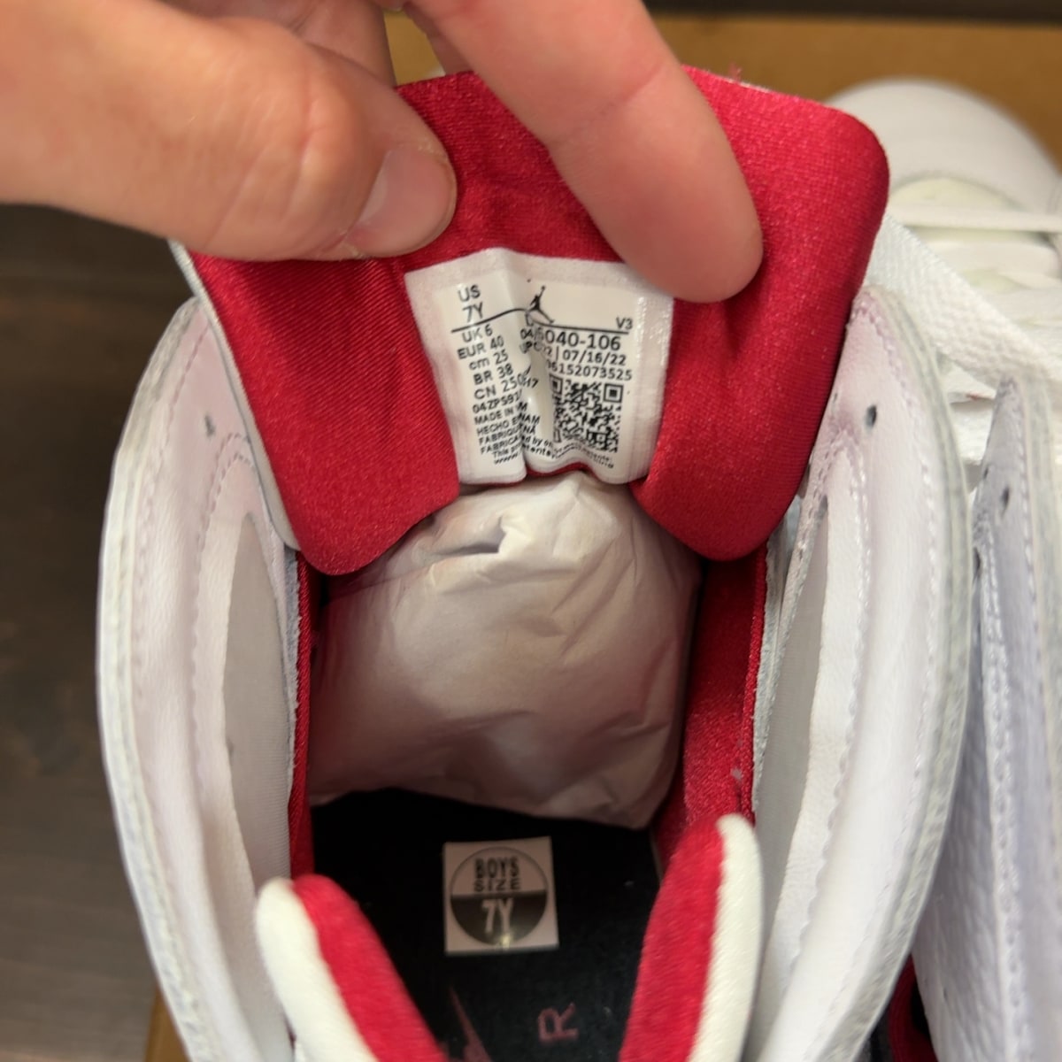 Jordan 7 Retro Cardinal (2022) (GS) Size 7Y - Image 7