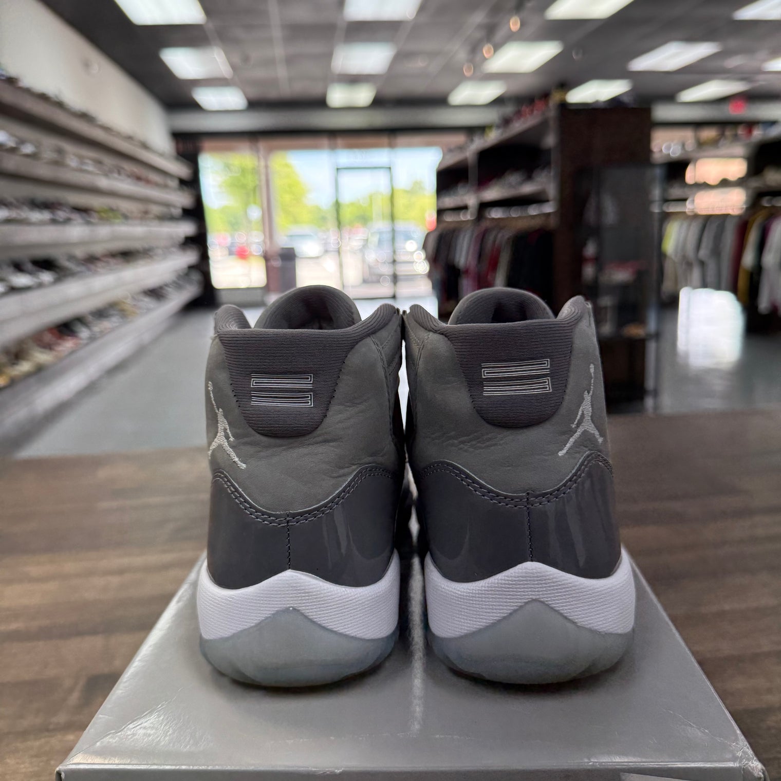 Cool Grey Jordan 11 (Men's) (USED)