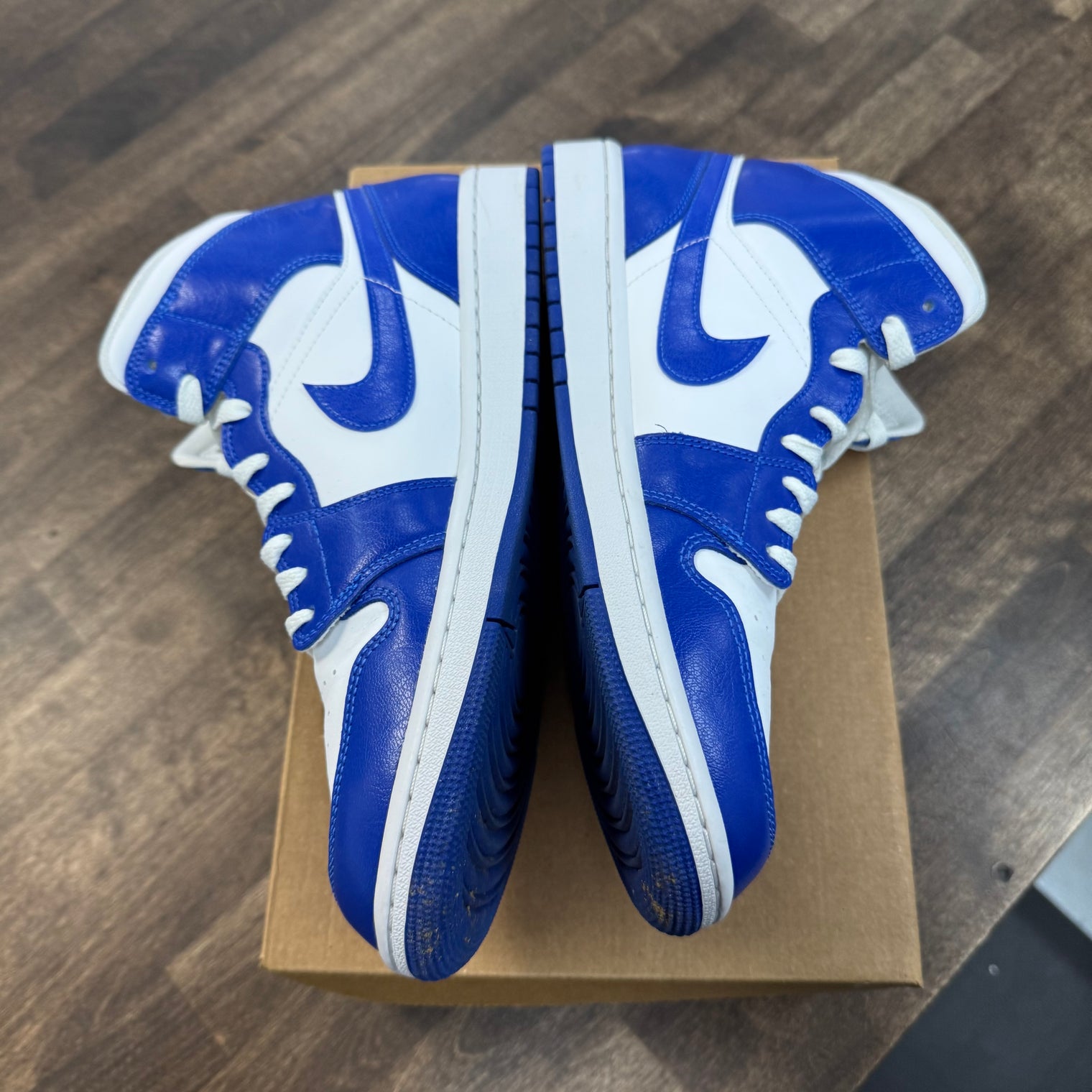 (W) Kentucky Jordan 1 Mid (USED,No Box)