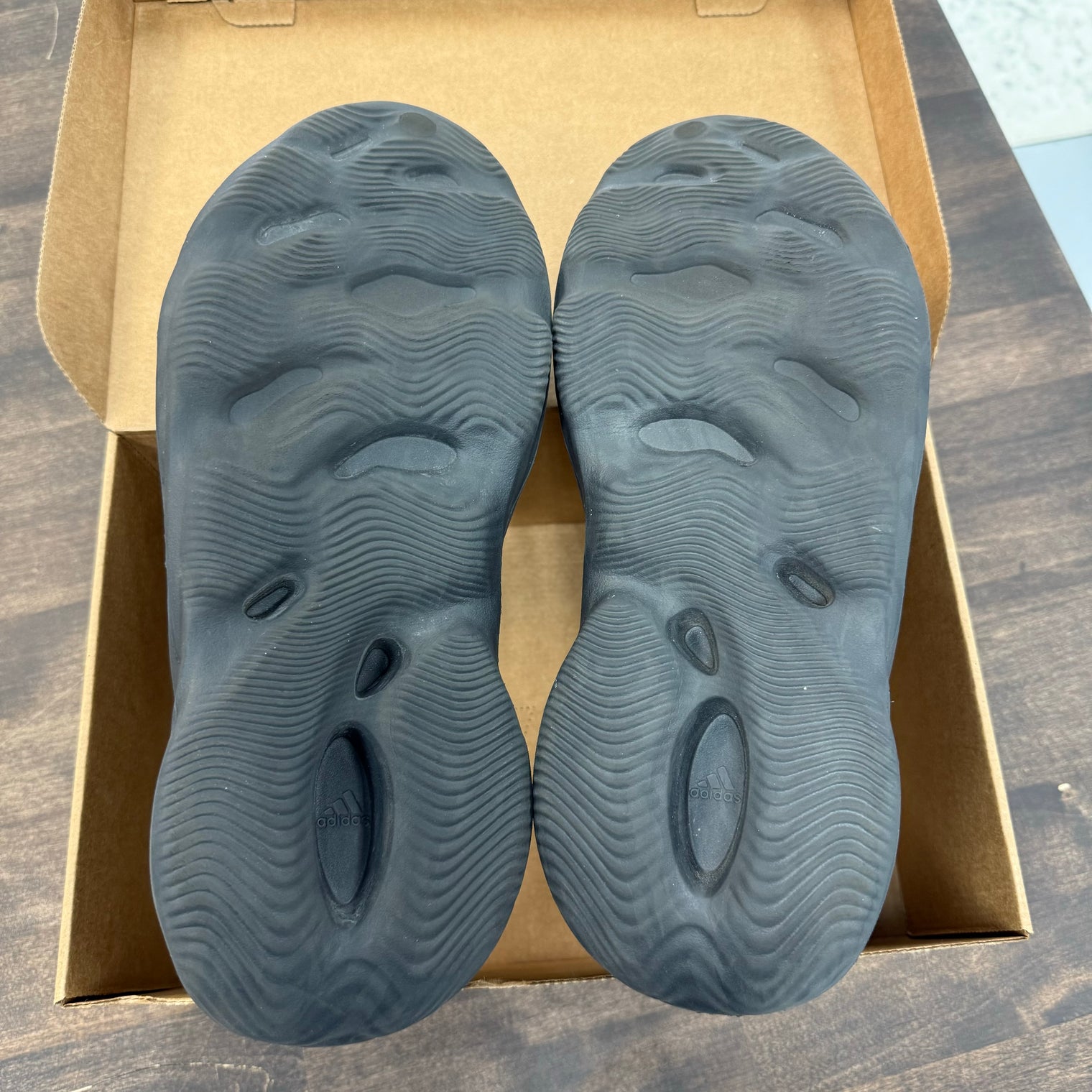 Onyx Foam RNNR (USED, No Box)