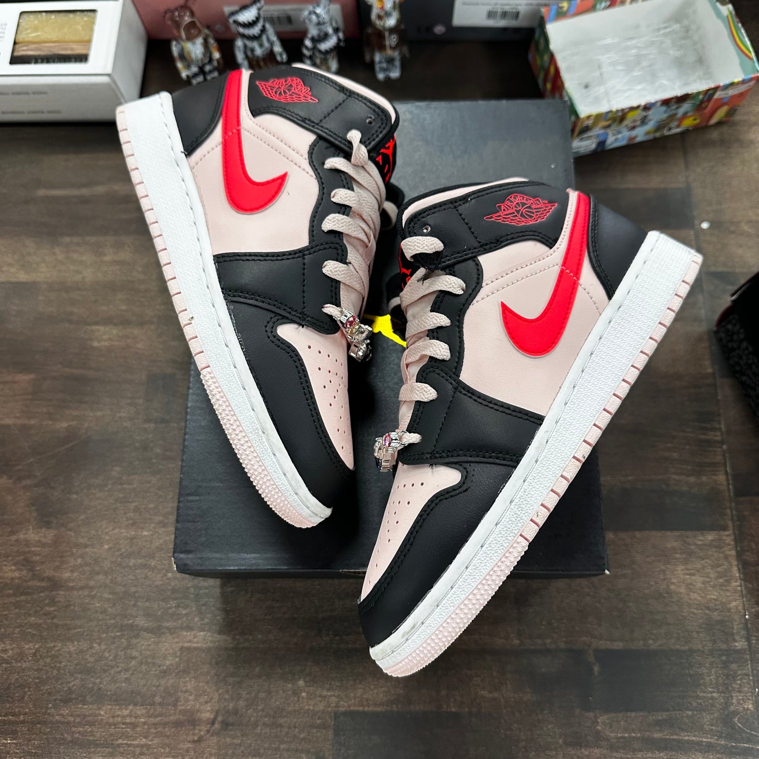 (GS) Atmosphere Jordan 1 Mid (USED)