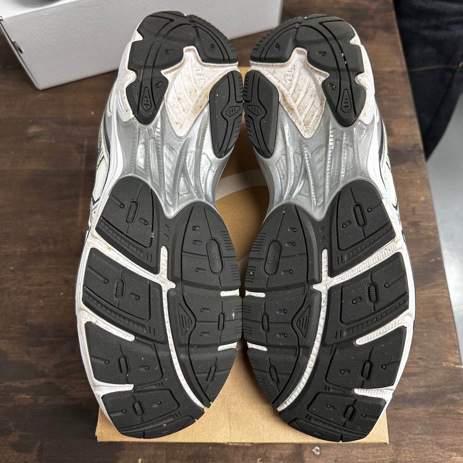 ASICS GT-2160 White Blue Fade (USED, Replacement Box)