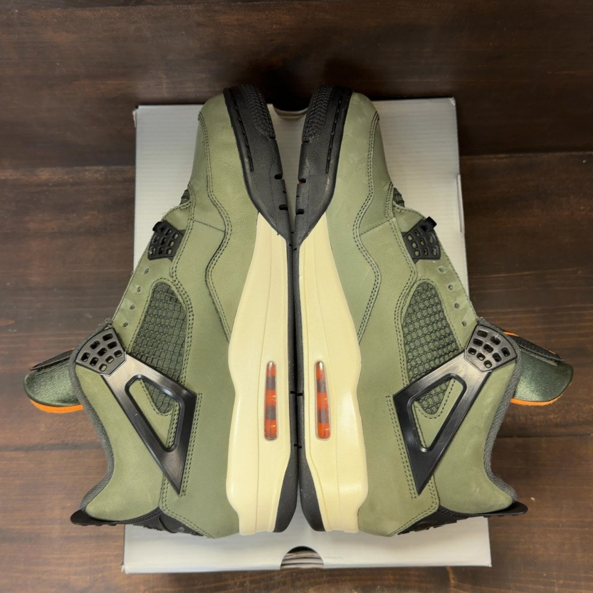 Jordan 4 Retro OG SP Undefeated (2025) - Image 5