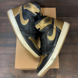 Jordan 1 Retro High Black Metallic Gold (2020) Size 9.5 (Pre-Owned) - Image 2