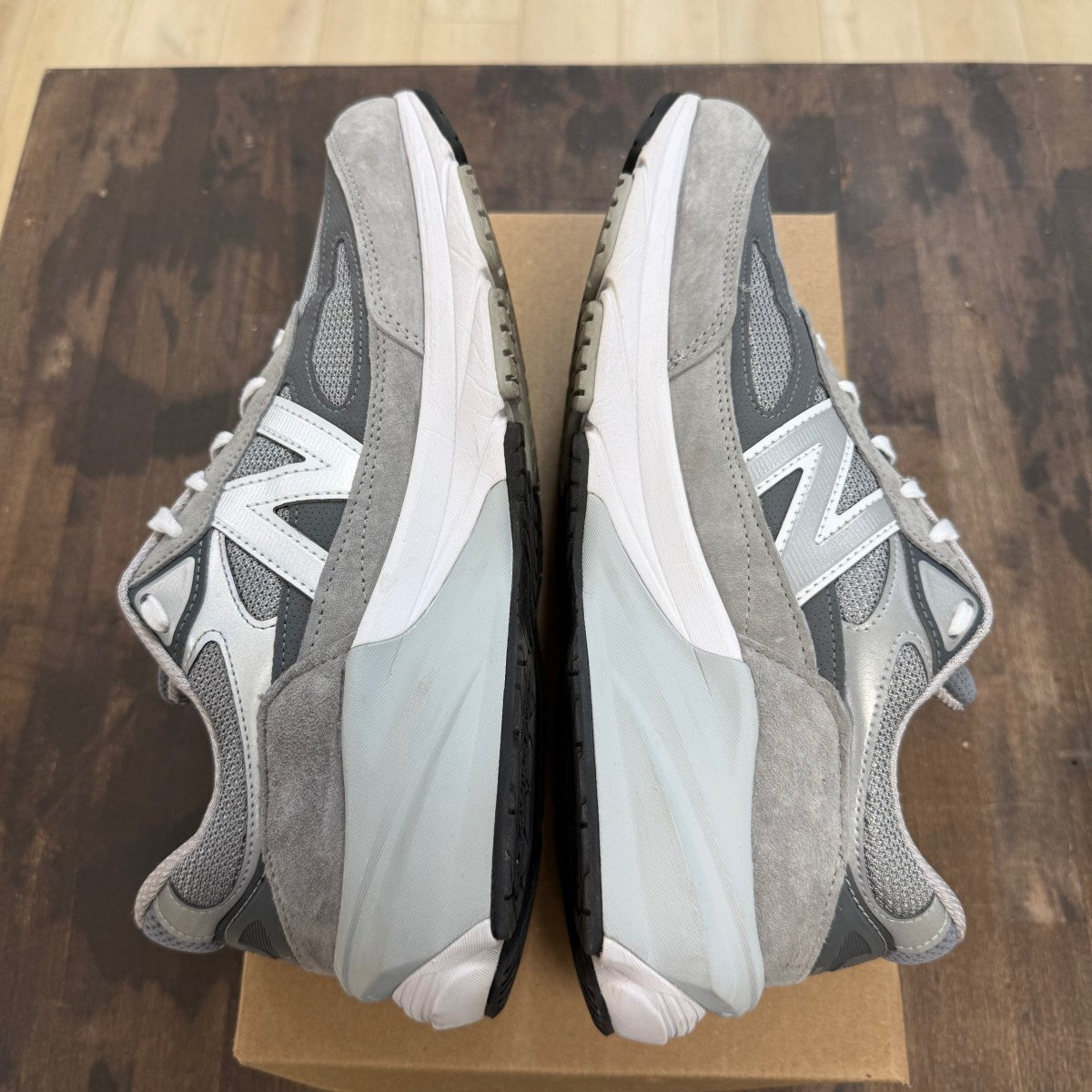 New Balance 990v6 MiUSA Grey Size 11.5 (Pre-Owned) - Image 5