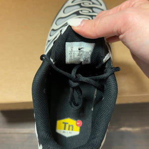 Nike Air Max Plus Drift White Black Metallic Silver Size 6 (Pre-Owned) - aux