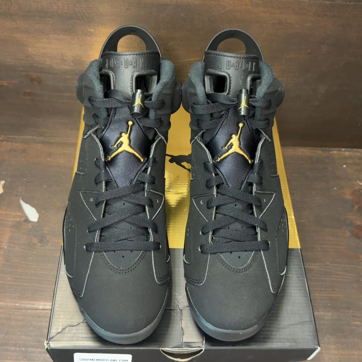 Jordan 6 Retro DMP (2020) Size 10 (Pre-Owned) - tag