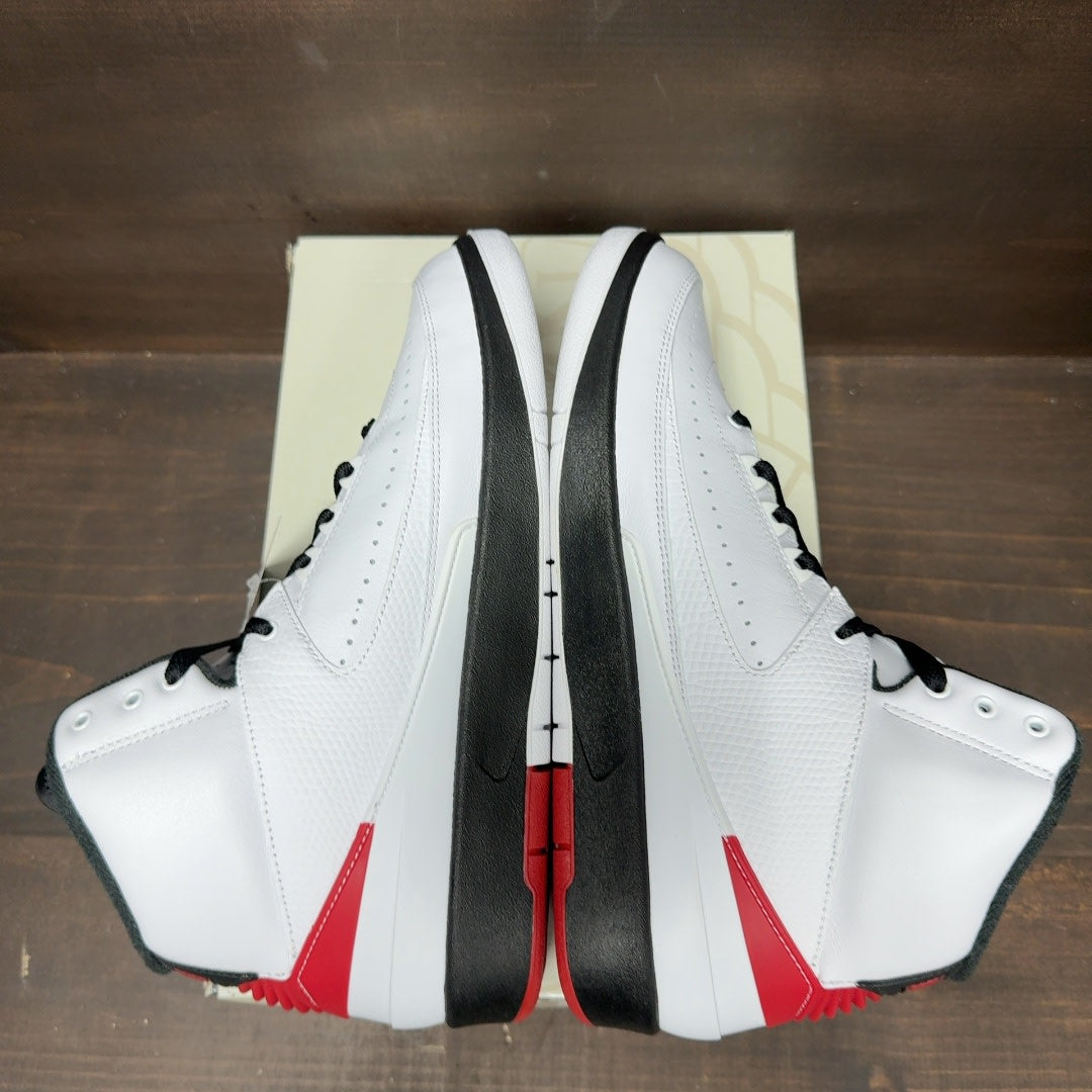 Jordan 2 Retro OG Chicago (2022) - Image 5