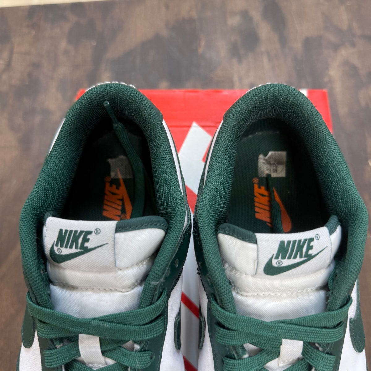 Nike Dunk Low Michigan State - Image 3