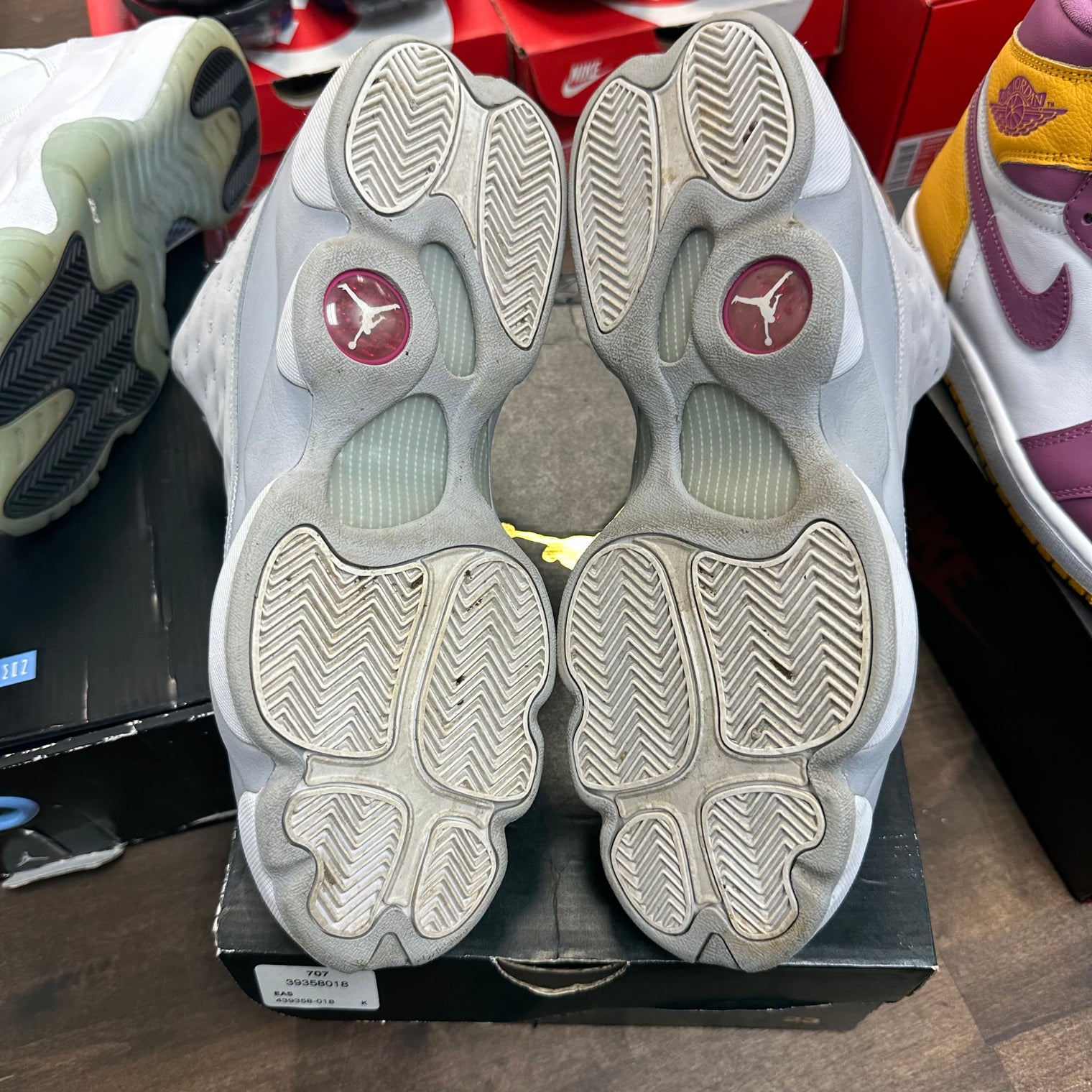 Wolf Grey Deadly Pink Jordan 13 (USED)