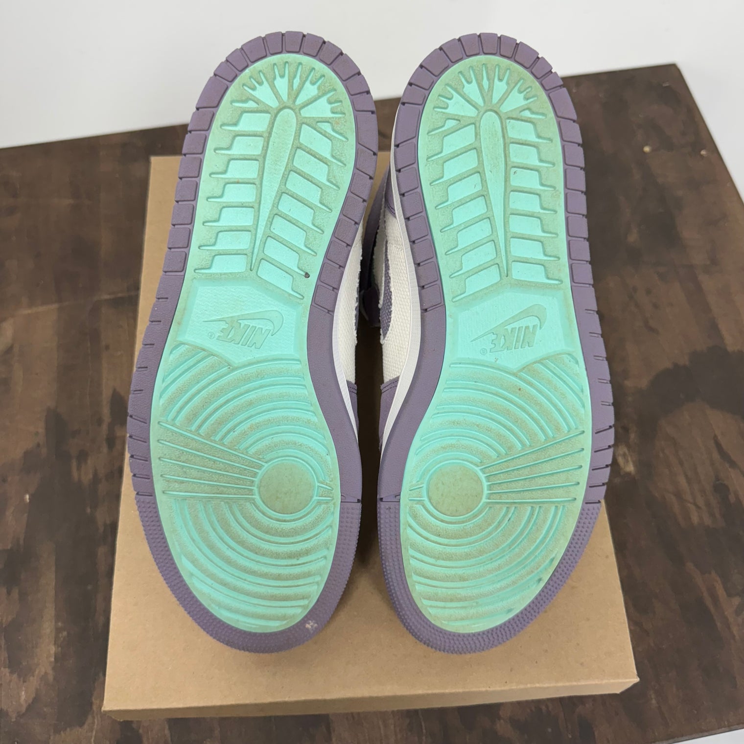 White Daybreak Tropical Twist Jordan 1 Zoom CMFT (USED,No Box)