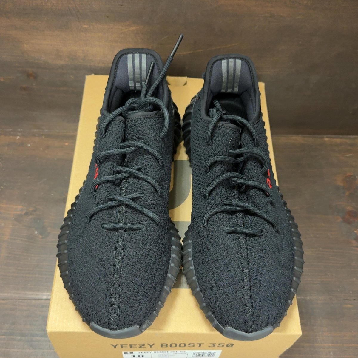 adidas Yeezy Boost 350 V2 Black Red Size 10 (Pre-Owned) - tag