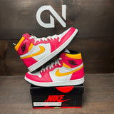 Jordan 1 Retro High OG Light Fusion Red Size 7 (Pre-Owned) - front