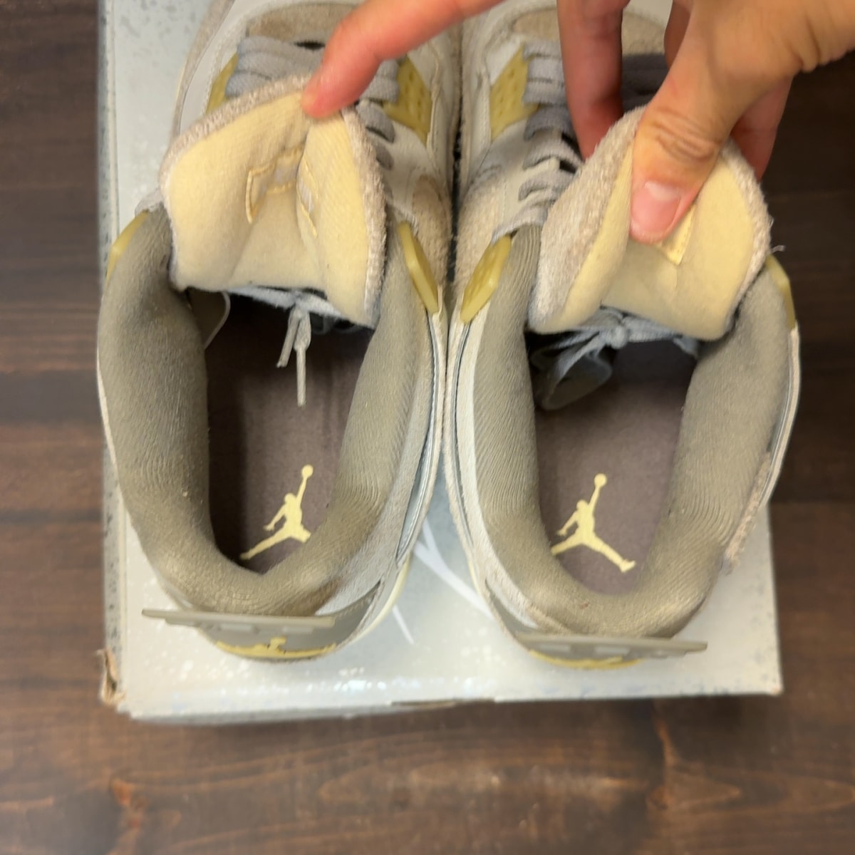 Jordan 4 Retro SE Craft Photon Dust - Image 5