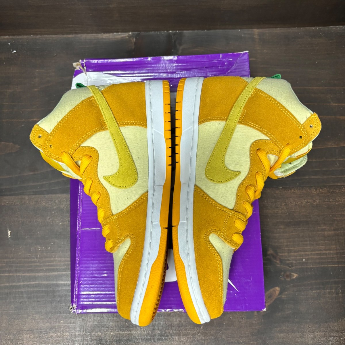 Nike SB Dunk High Pineapple - Image 4