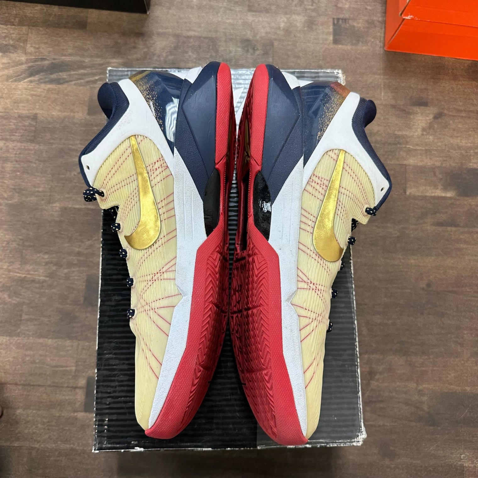 System Gold Medal Nike Zoom Kobe 7 (USED)