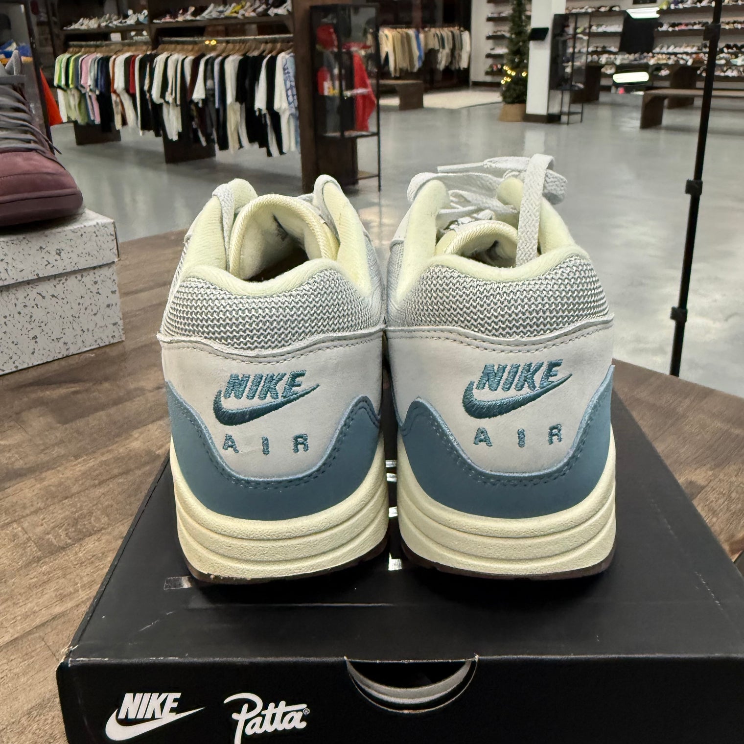 Patta Waves Noise Aqua (without Bracelet) Nike Air Max 1 (USED)