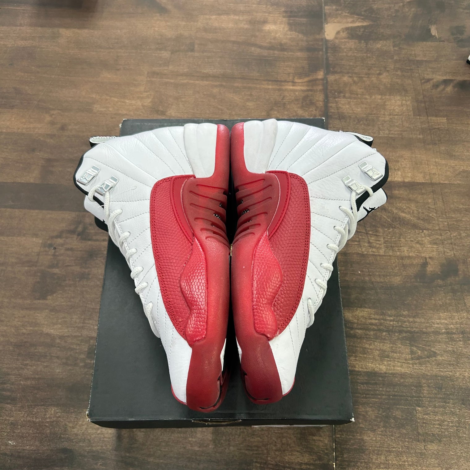 Cherry Jordan 12 Retro (GS) (USED)