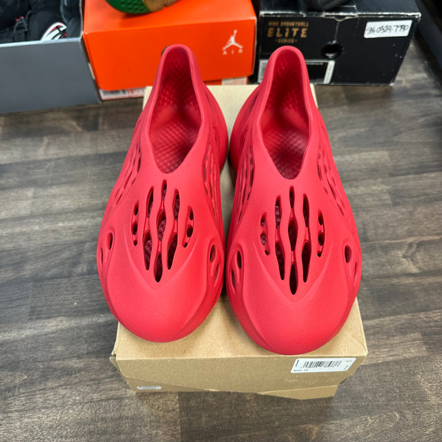 Vermillion Yeezy Foam RNNR (USED)