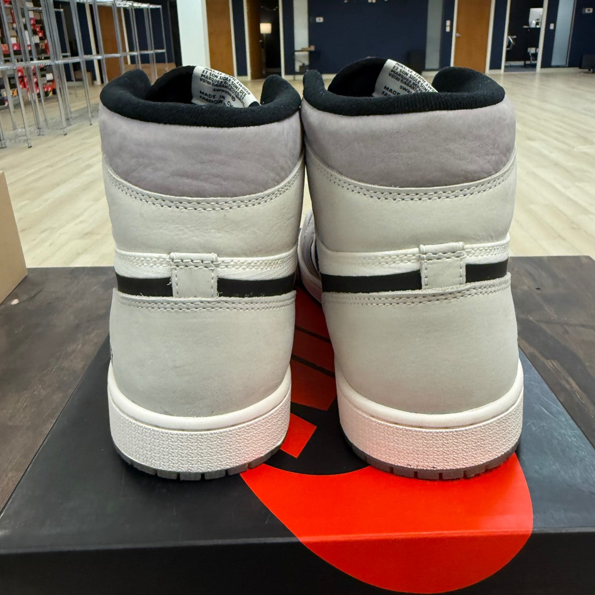 Jordan 1 Retro High Element Gore-Tex Light Bone - Image 4