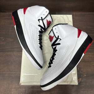 Jordan 2 Retro OG Chicago (2022) - Image 2
