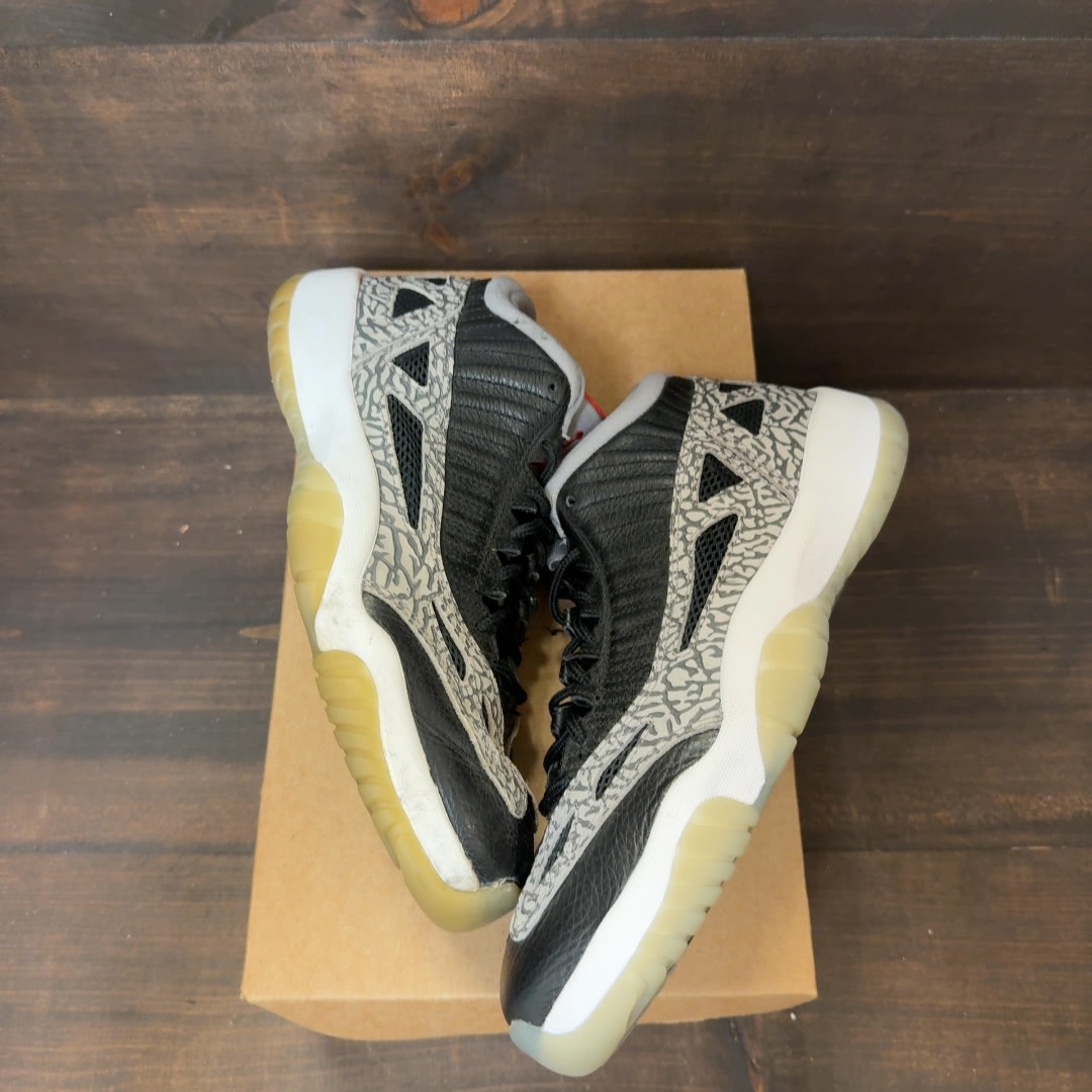 Jordan 11 Retro Low IE Black Cement Size 9 (Pre-Owned) - Image 2