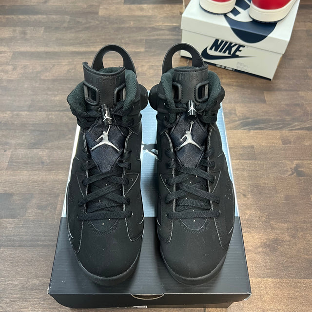 Chrome Jordan 6 (USED)