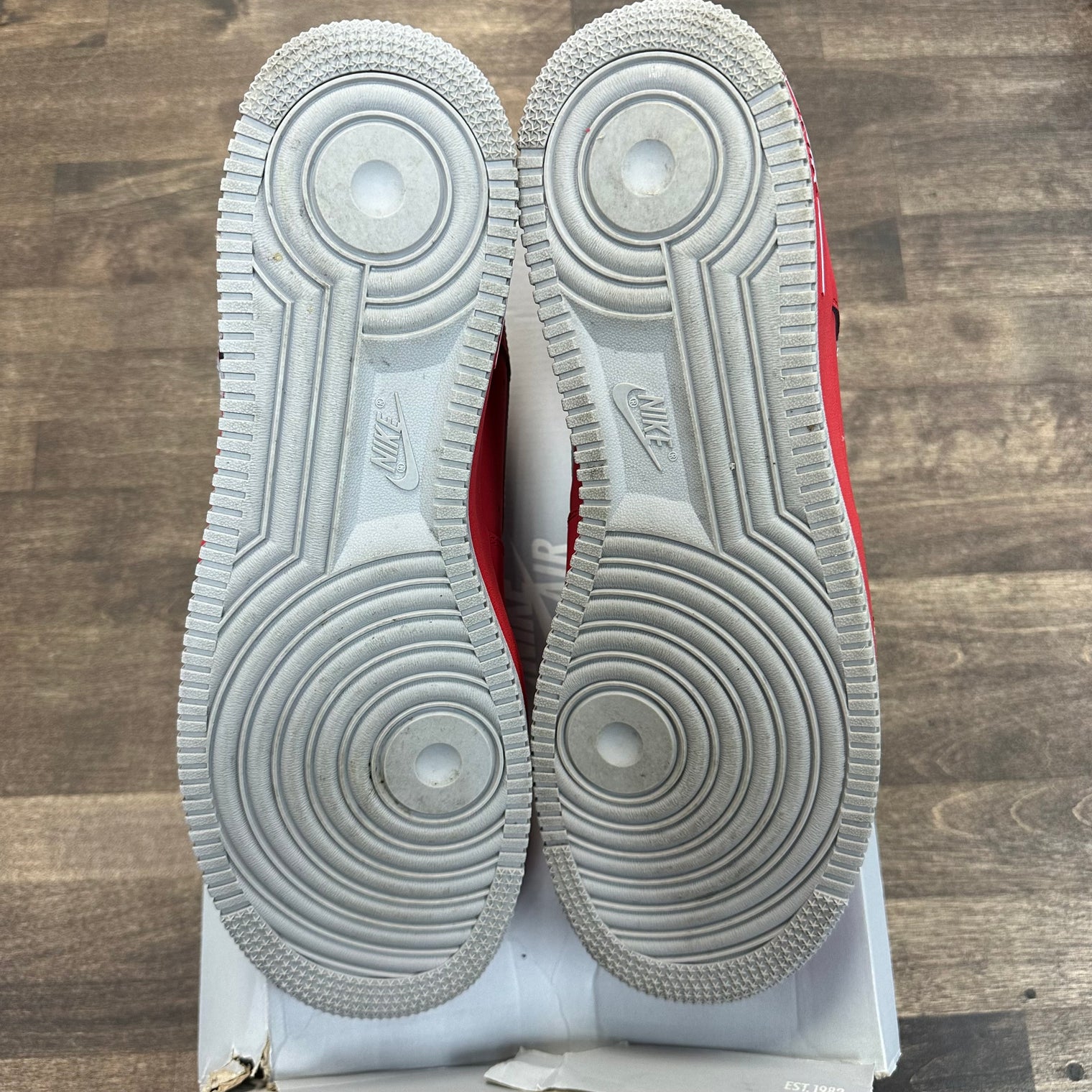 Grey Red Air Force 1 Low (USED)