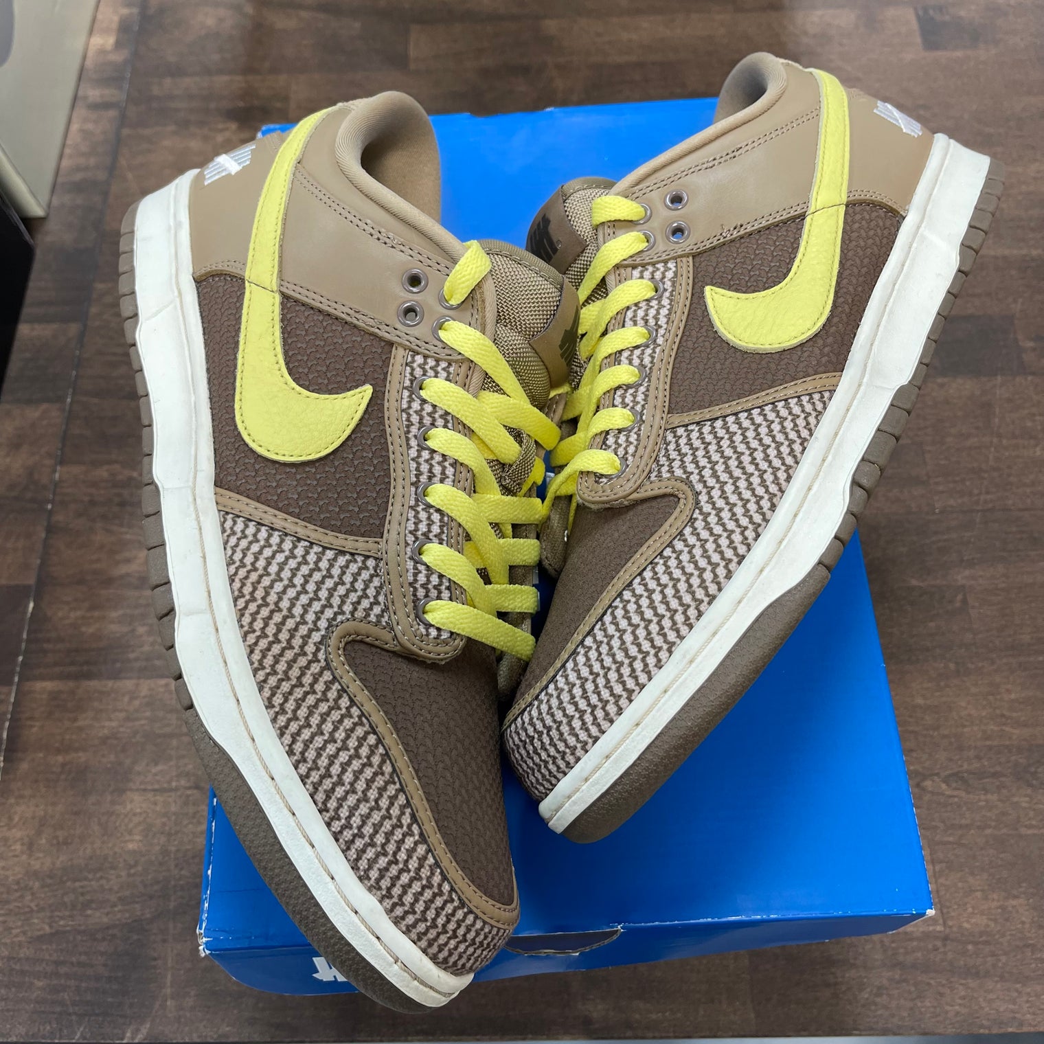 Undefeated Canteen Dunk Low (USED)