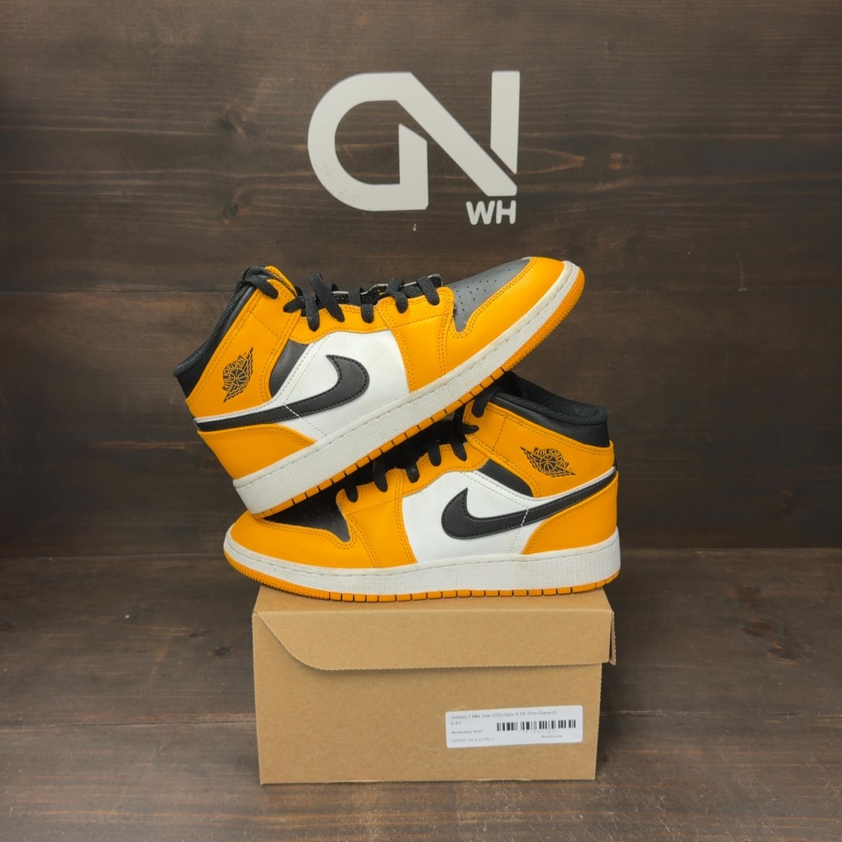 Jordan 1 Mid Taxi (GS) Size 6.5Y (Pre-Owned) - Image 1