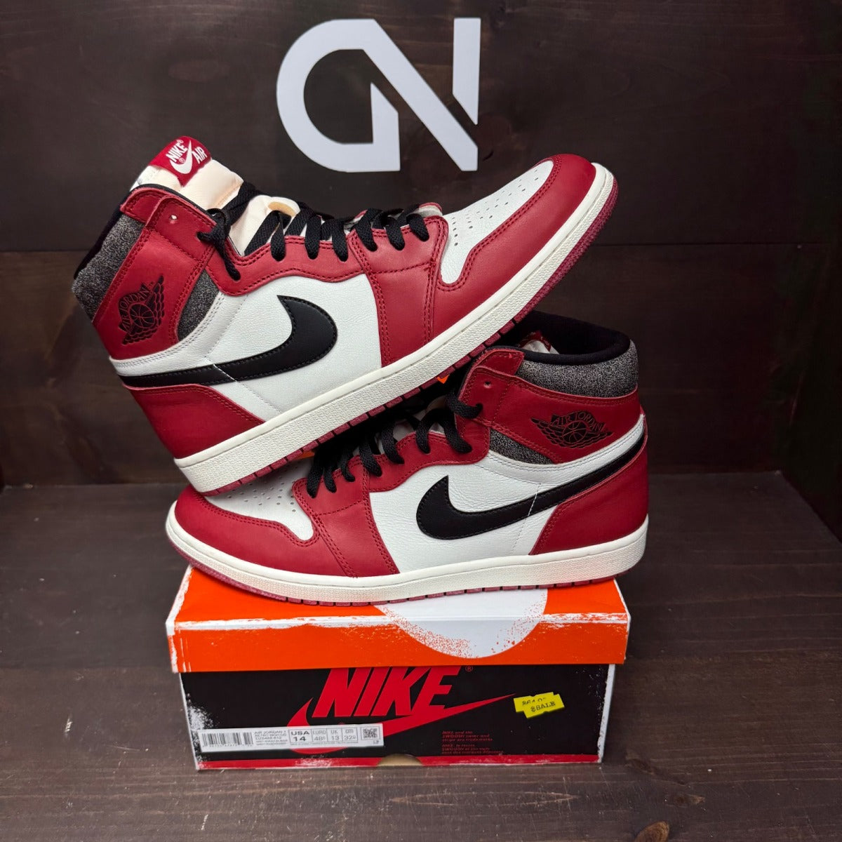 Jordan 1 Retro High OG Chicago Lost and Found Size 14 (Pre-Owned)