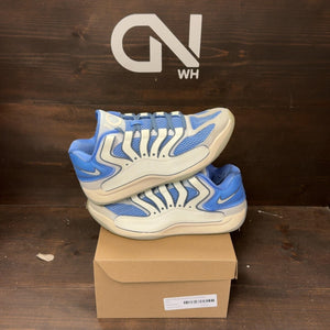 Nike KD 18 Boys & Girls Club Size 8.5 (Pre-Owned) - Image 1