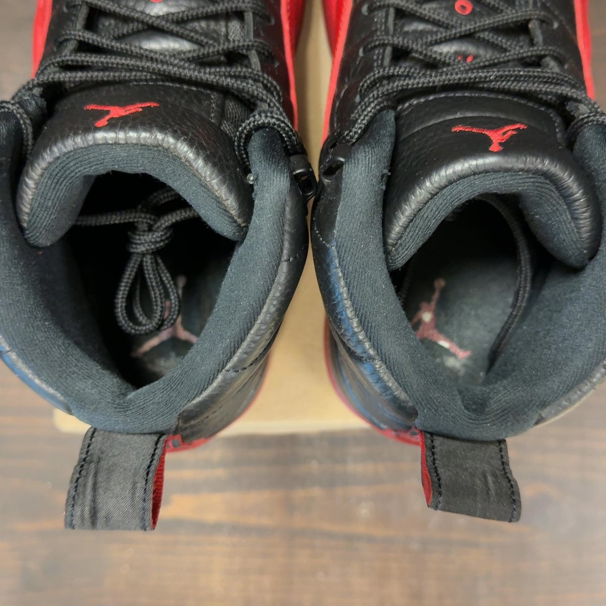 Jordan 12 Retro Flu Game (2025) Size 9.5 (Pre-Owned) - aux