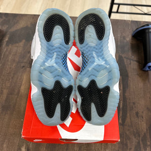 Jordan 11 Retro Legend Blue (2024) (GS) Size 4Y (Pre-Owned) - Image 5