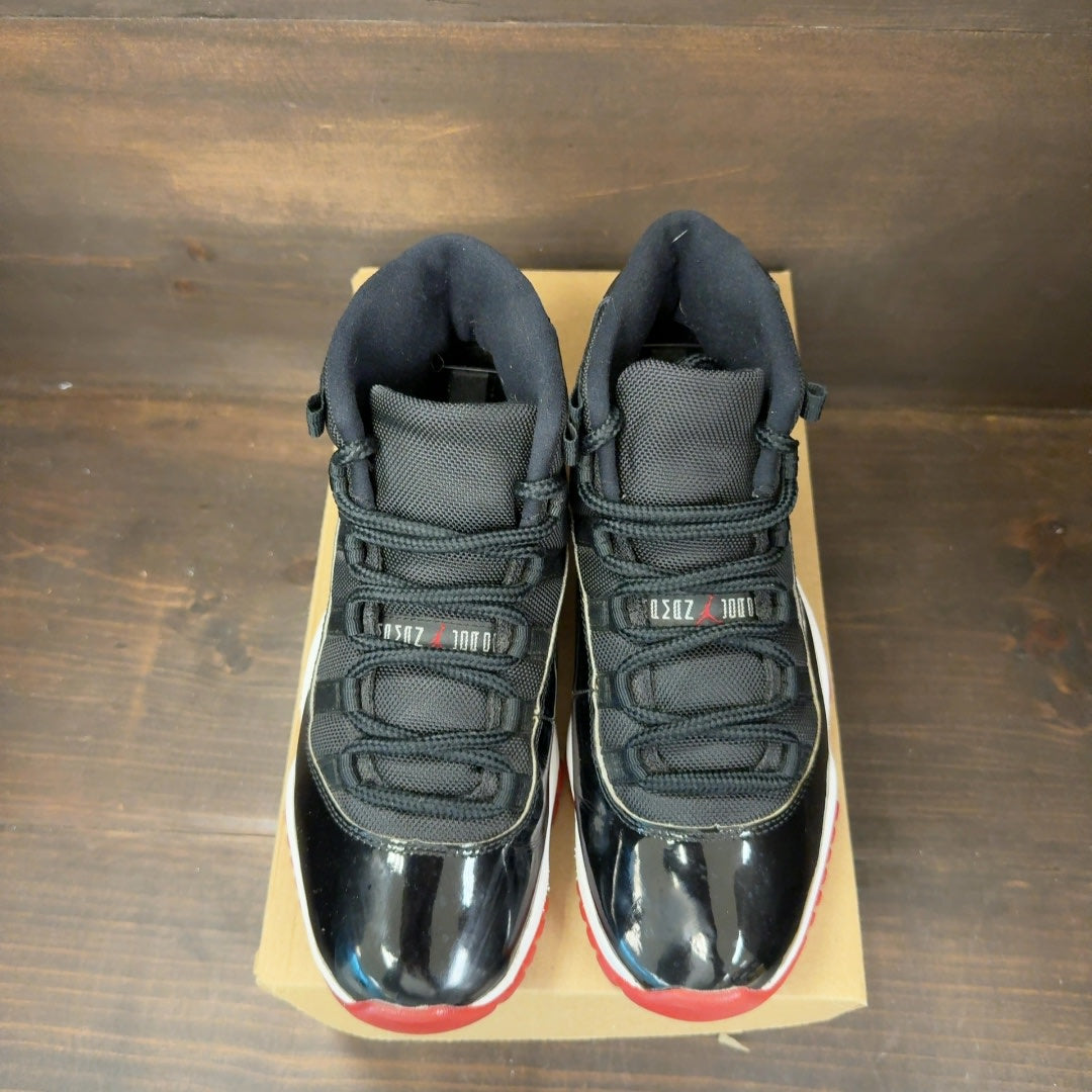 Jordan 11 Retro Playoffs Bred (2019) Size 8 (Pre-Owned) - Image 3