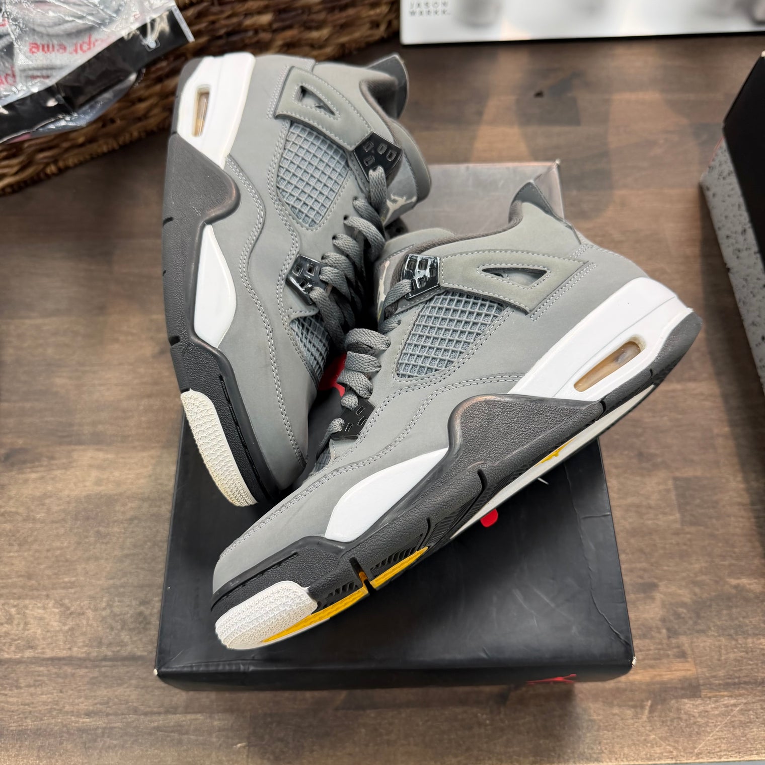 Cool Grey Jordan 4 Retro (GS) (USED)