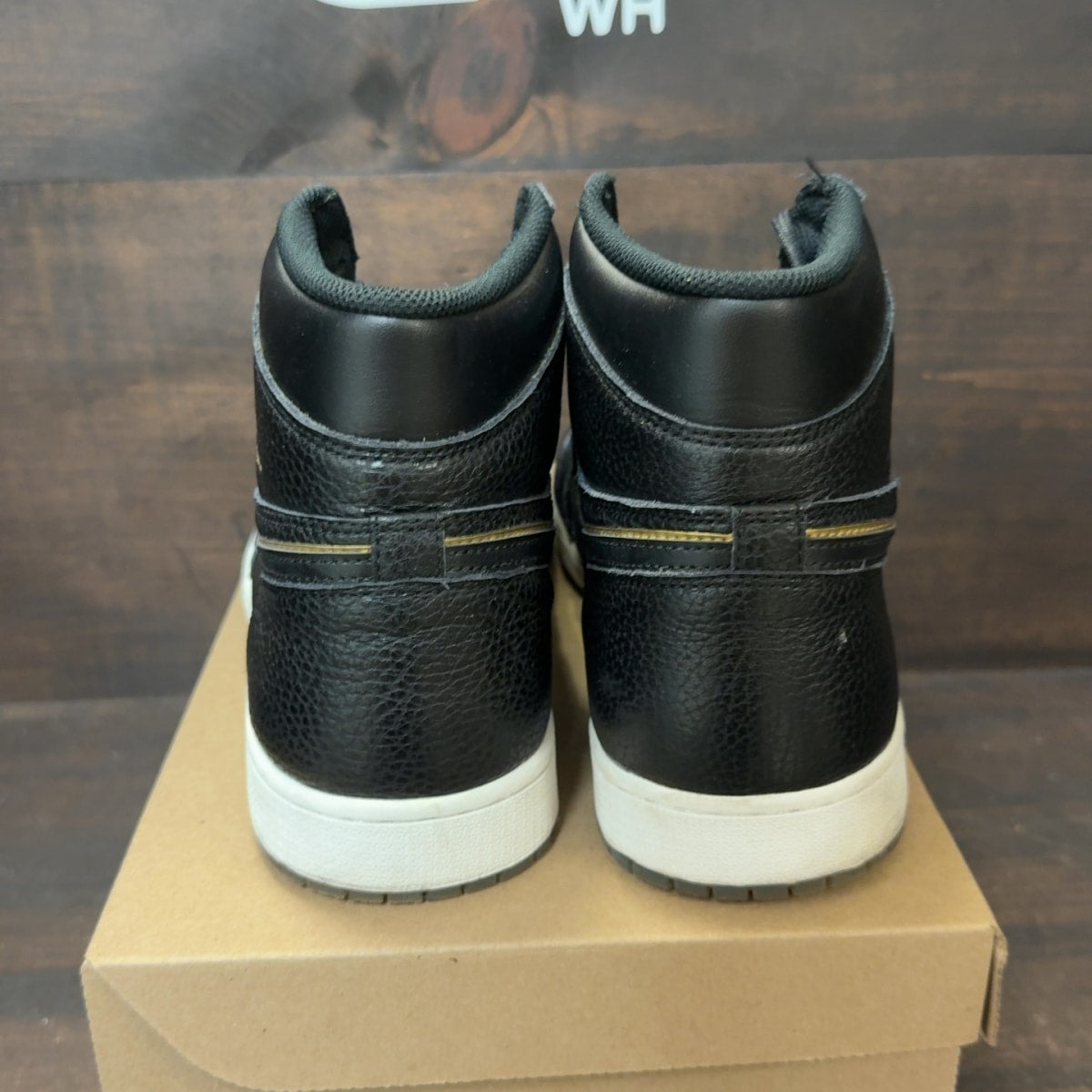 Jordan 1 Retro High City of Flight Size 13 (Pre-Owned) - Image 5