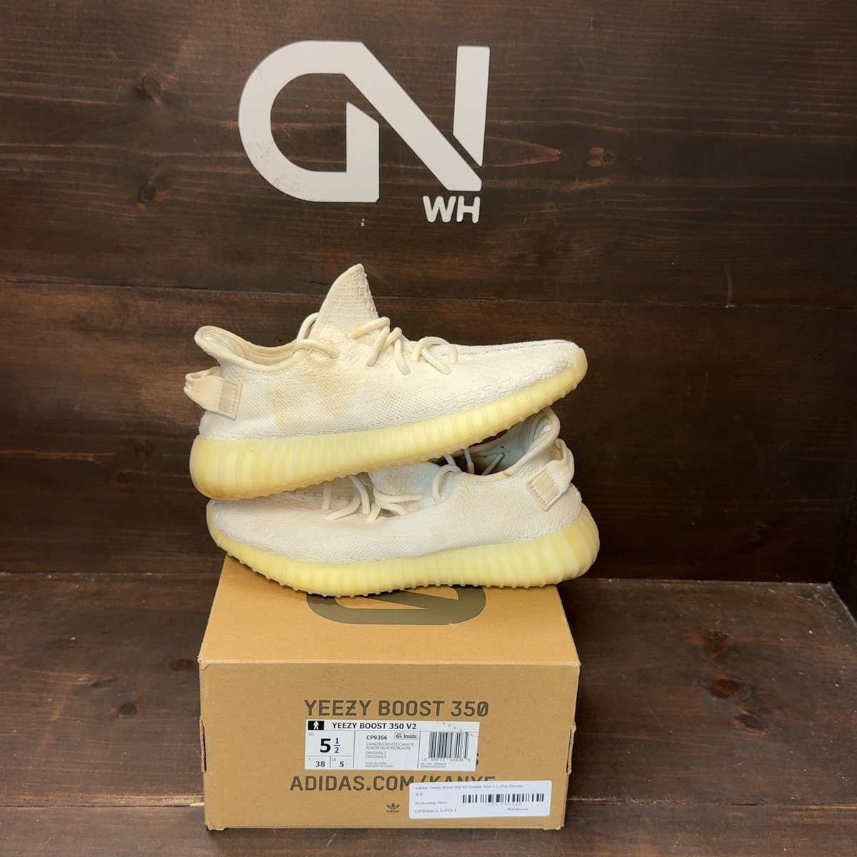 adidas Yeezy Boost 350 V2 Cream Size 5.5 (Pre-Owned) - front