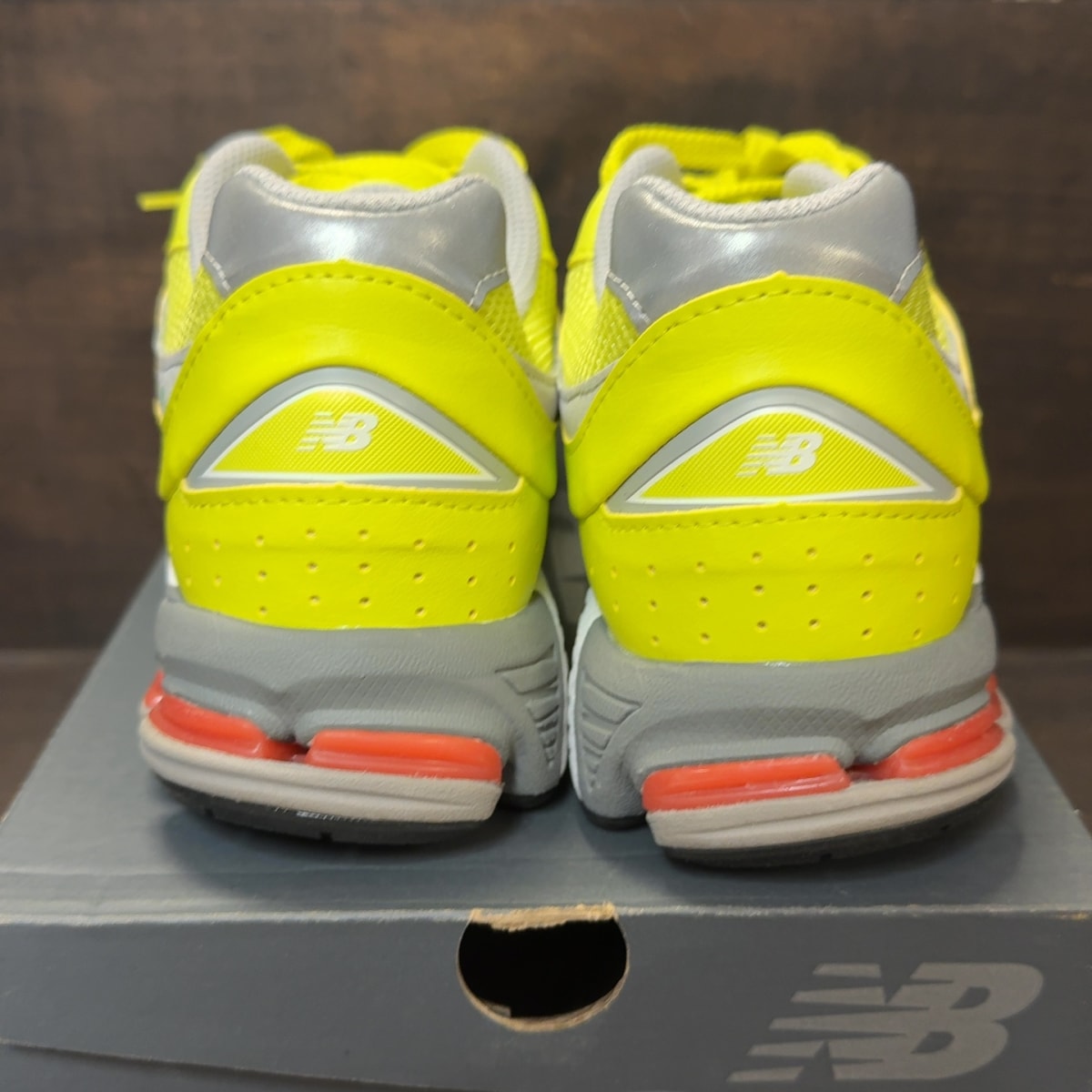 New Balance 2002R Sulphur Yellow - Image 5