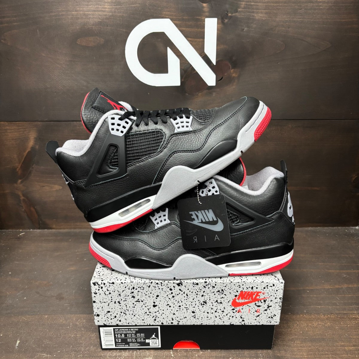 Jordan 4 Retro Bred Reimagined Size 10.5 (Pre-Owned) - Image 1