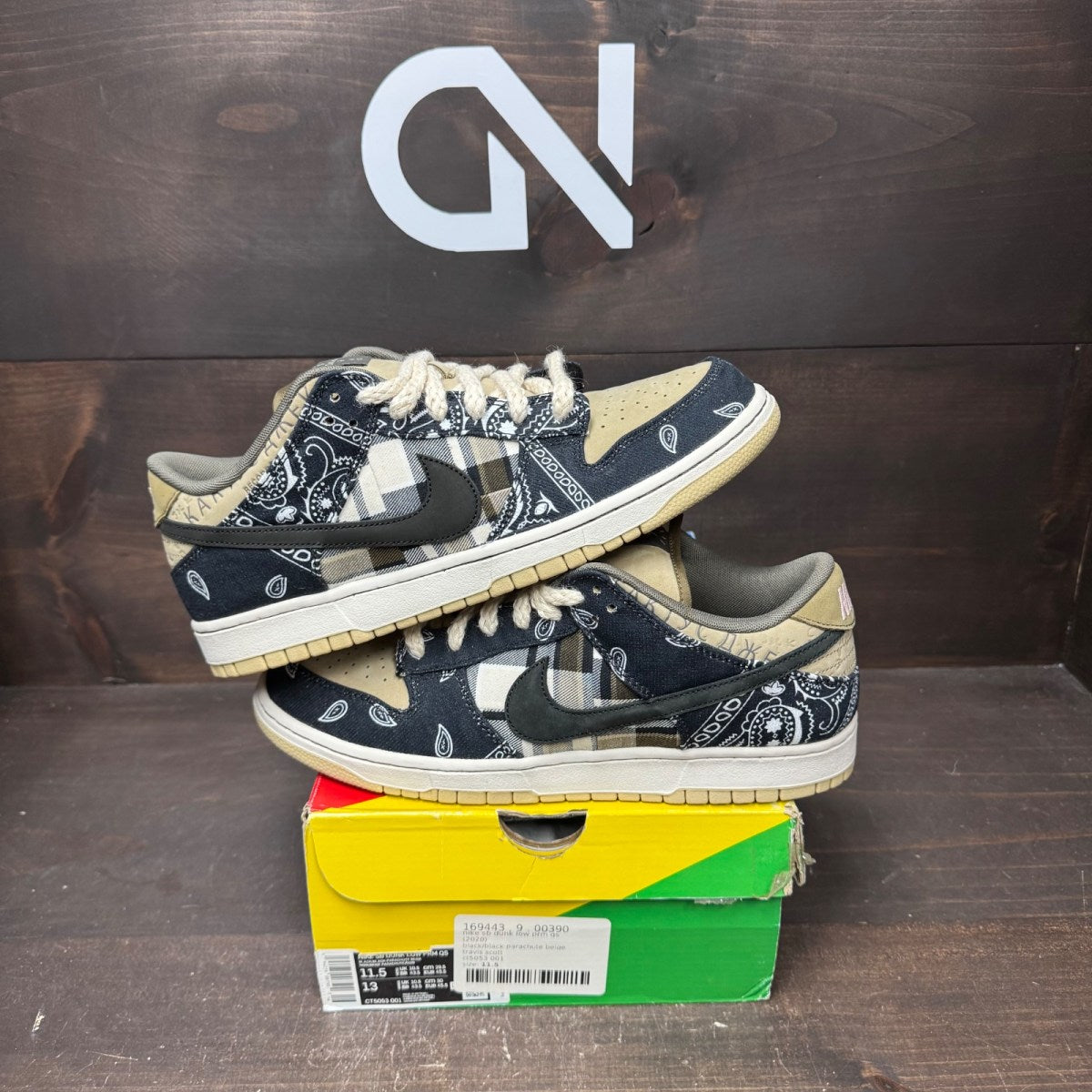 Nike SB Dunk Low Travis Scott - Image 1