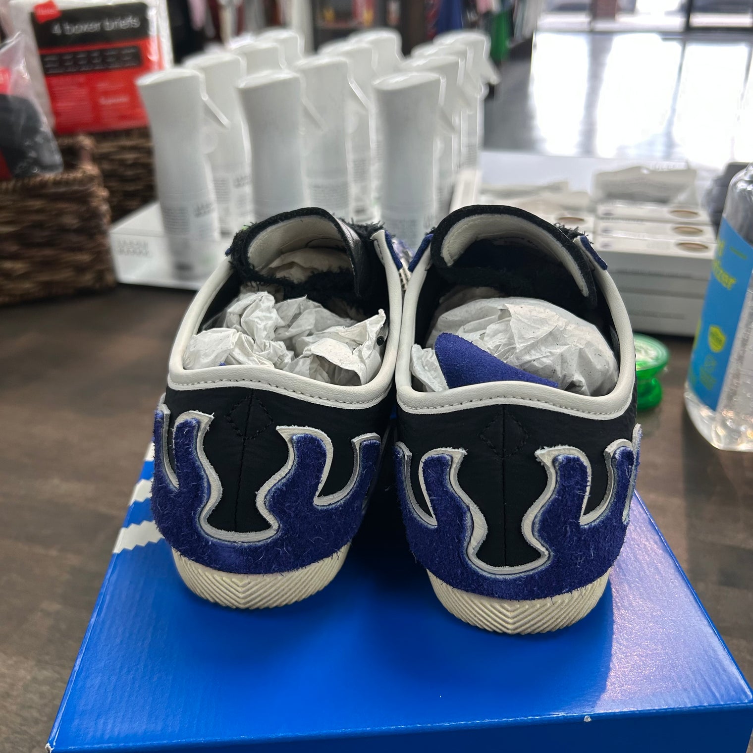 Brain Dead Adidas Japan Black Warm Vanilla (USED)