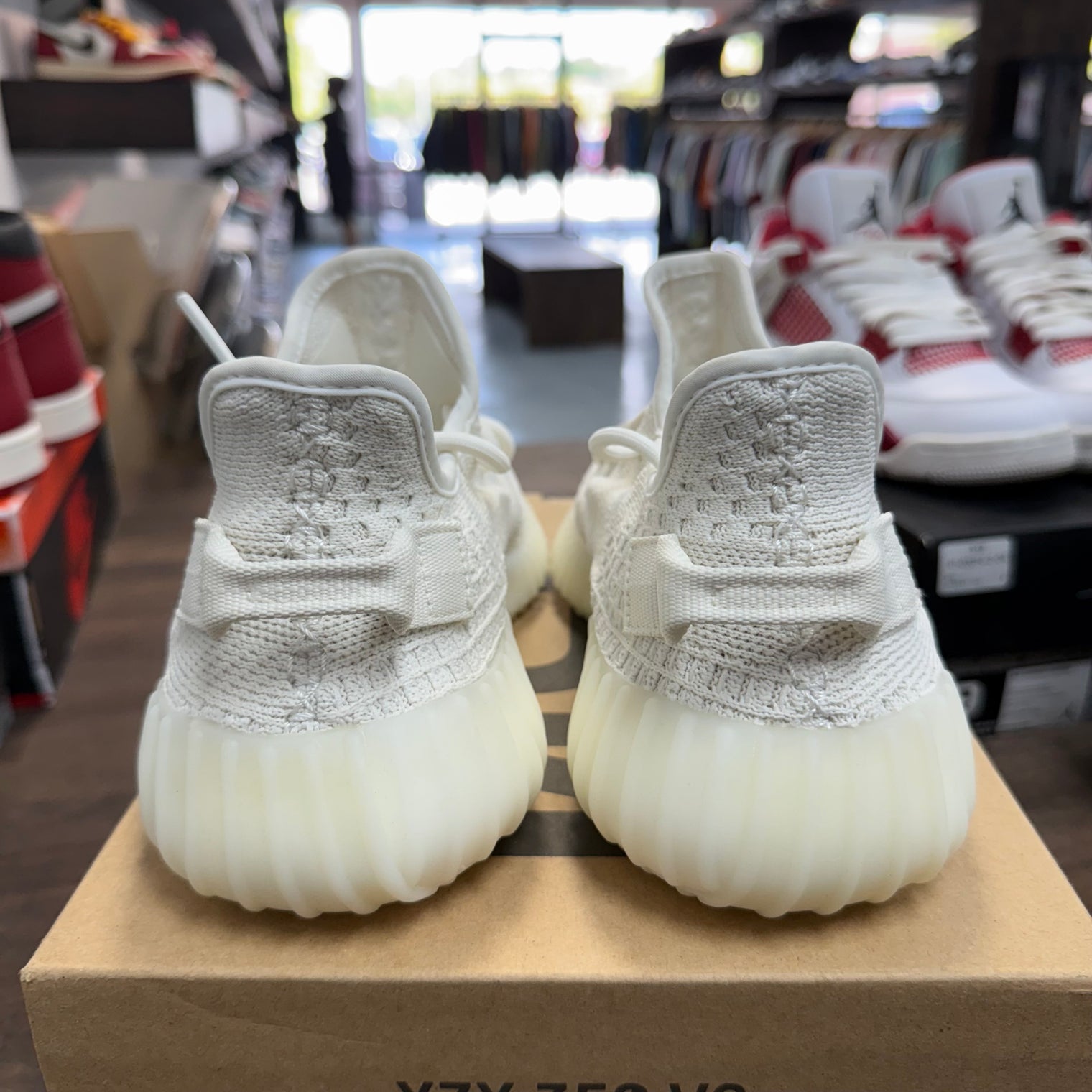 Bone Yeezy 350 (USED)