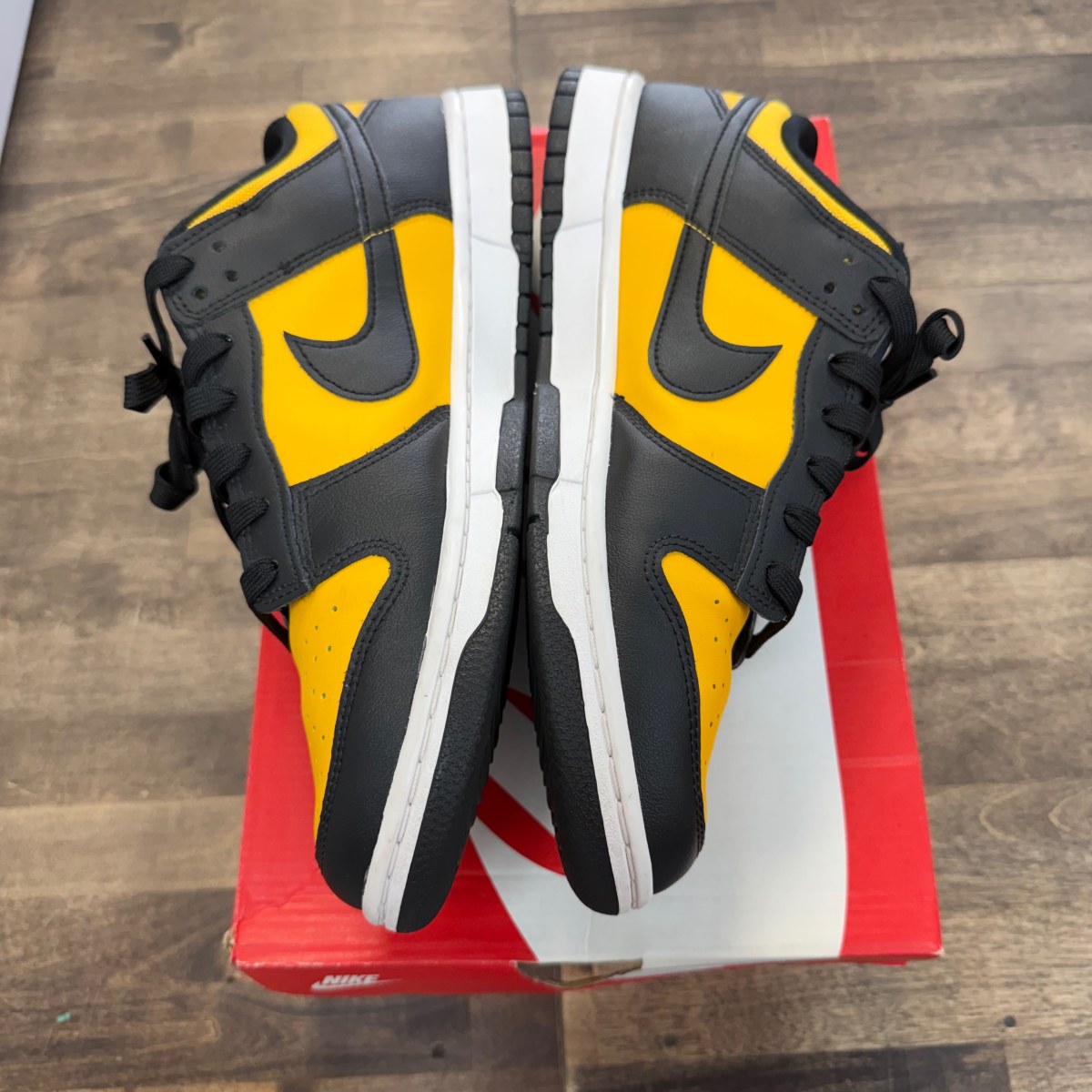 Nike Dunk Low Reverse Goldenrod (2024) Size 10.5 (Pre-Owned) - Image 5